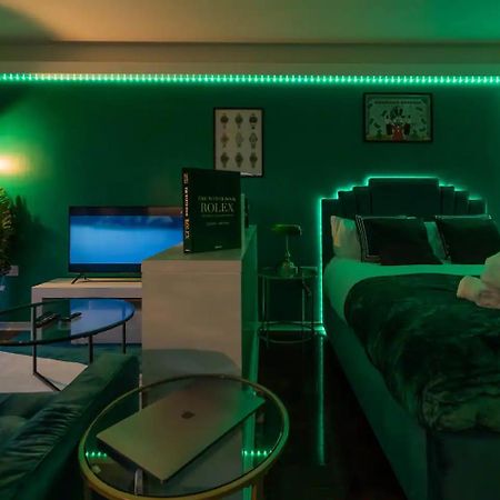 Luxury Rolex Retreat Appartement Birmingham Buitenkant foto