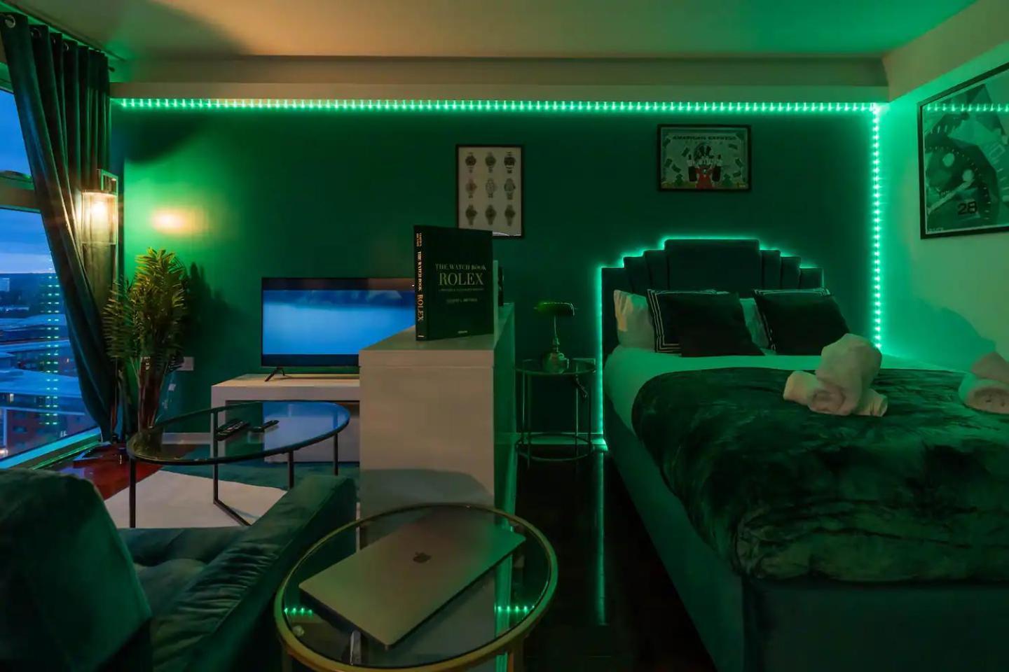 Luxury Rolex Retreat Appartement Birmingham Buitenkant foto