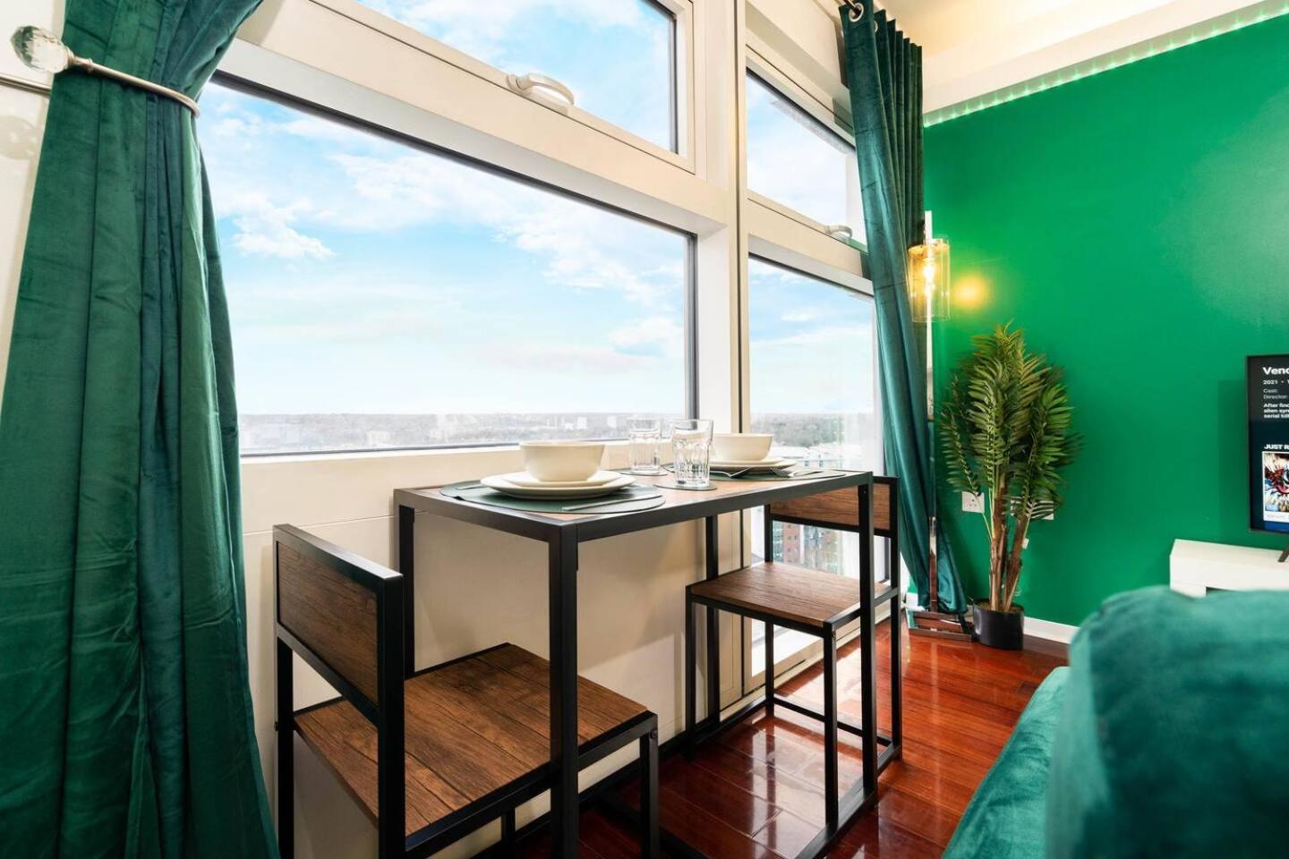 Luxury Rolex Retreat Appartement Birmingham Buitenkant foto
